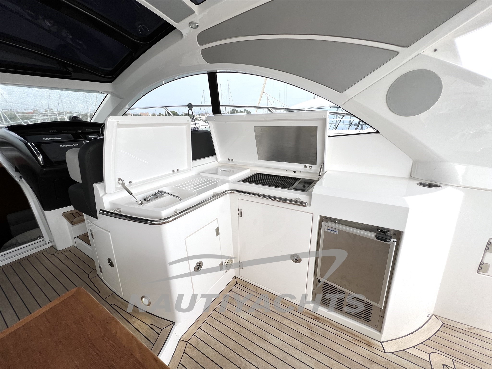 slider 17 Sunseeker San Remo 485